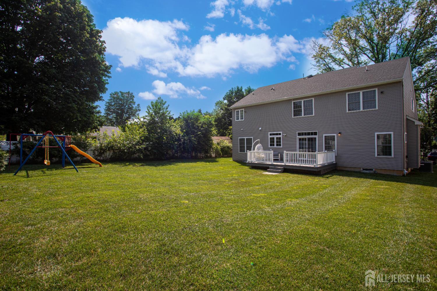 East Brunswick, New Jersey, 08816, United States, 5 Bedrooms Bedrooms, ,4 BathroomsBathrooms,Residential,Active,1899930