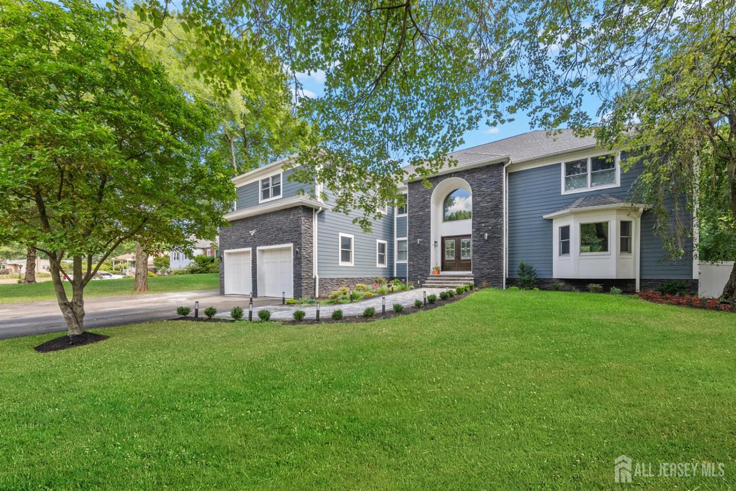 South Brunswick, New Jersey, 08852, United States, 6 Bedrooms Bedrooms, ,6 BathroomsBathrooms,Residential,Active,1945512