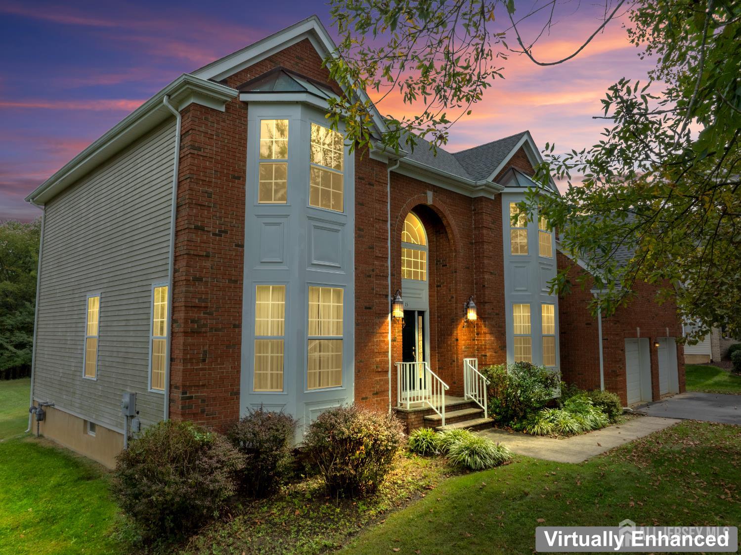 East Brunswick, New Jersey, 08816, United States, 5 Bedrooms Bedrooms, ,3 BathroomsBathrooms,Residential,Active,1953373
