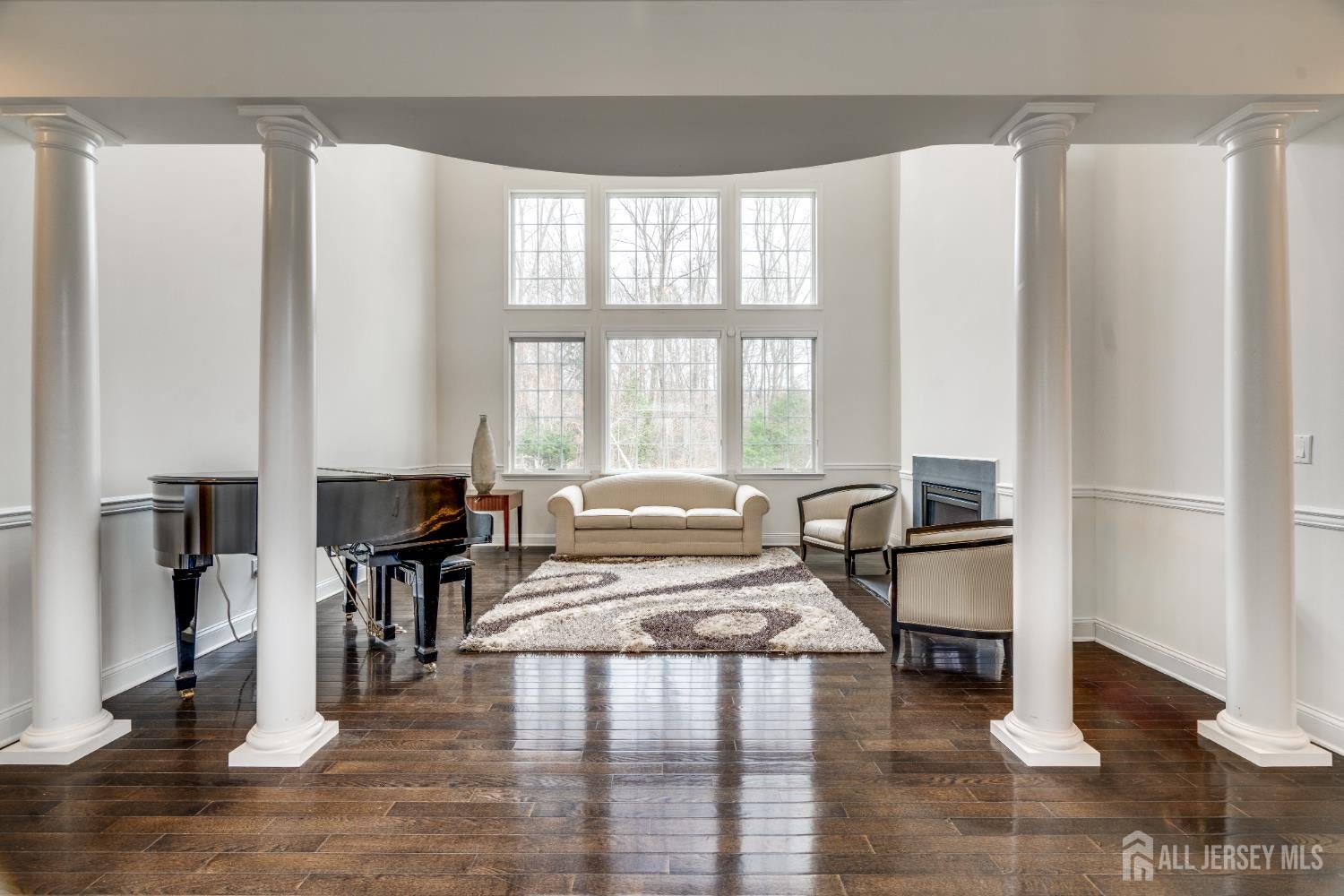 South Brunswick, New Jersey, 08816, United States, 5 Bedrooms Bedrooms, ,5 BathroomsBathrooms,Residential,Active,2009140