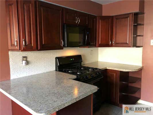 1902 GREEN HOLLOW DR # 1902, ISELIN, NJ 08830, photo 4 of 13