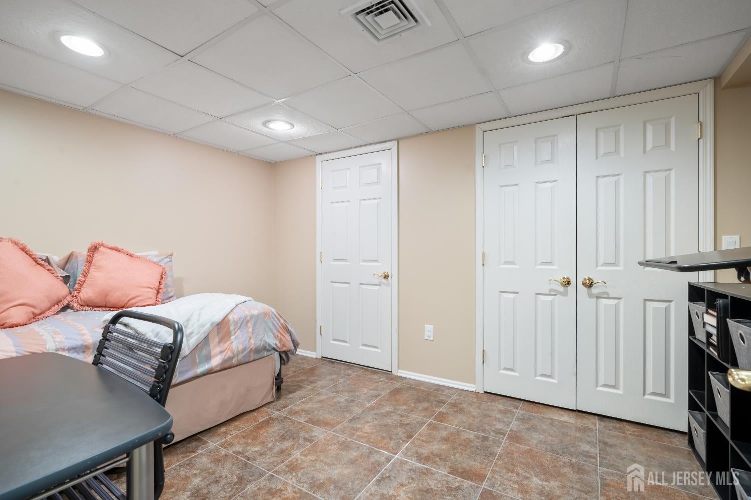 East Brunswick, New Jersey, 08816, United States, 6 Bedrooms Bedrooms, ,7 BathroomsBathrooms,Residential,Active,2007112