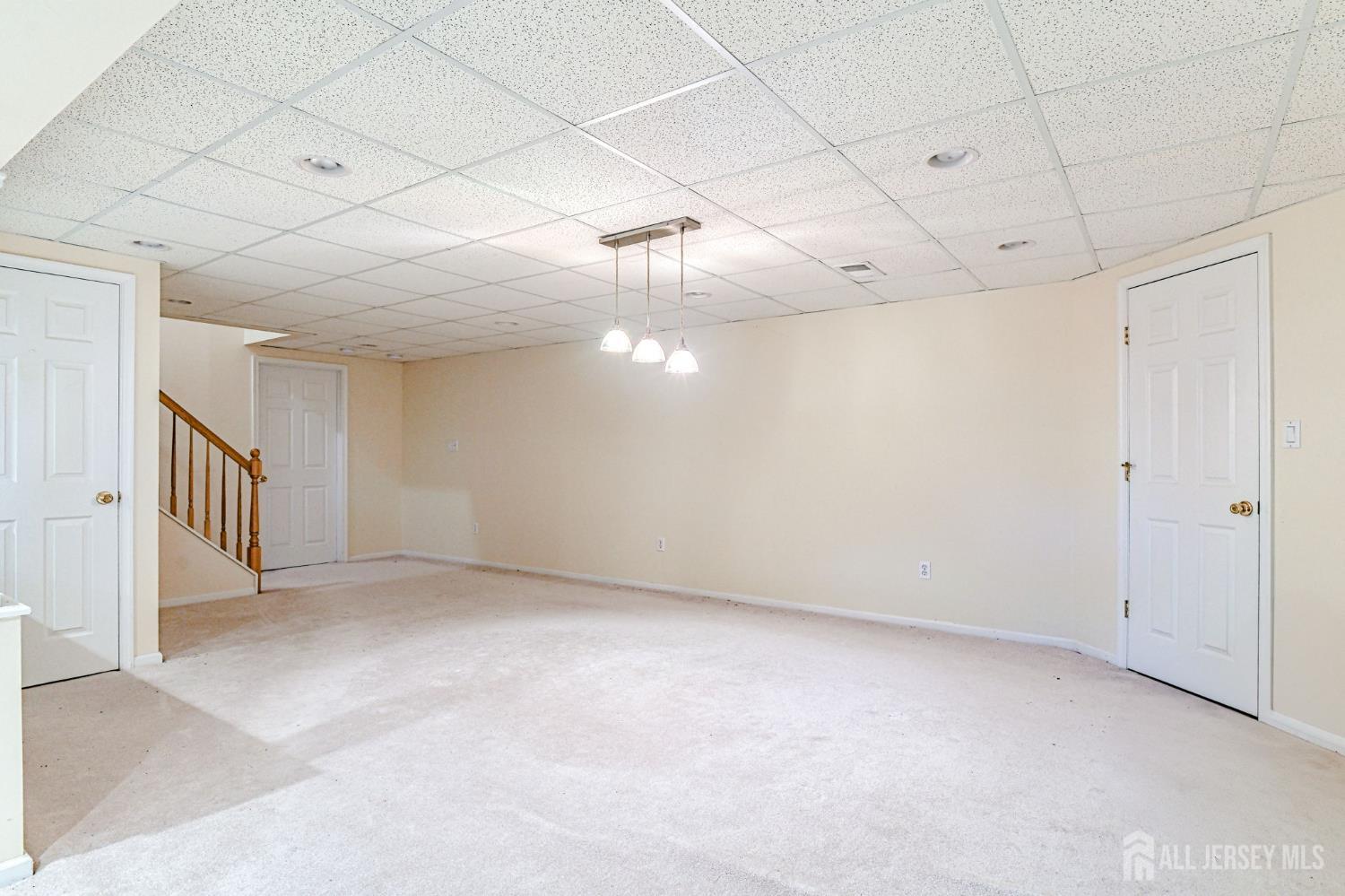 East Brunswick, New Jersey, 08816, United States, 4 Bedrooms Bedrooms, ,3 BathroomsBathrooms,Residential,Active,1877769