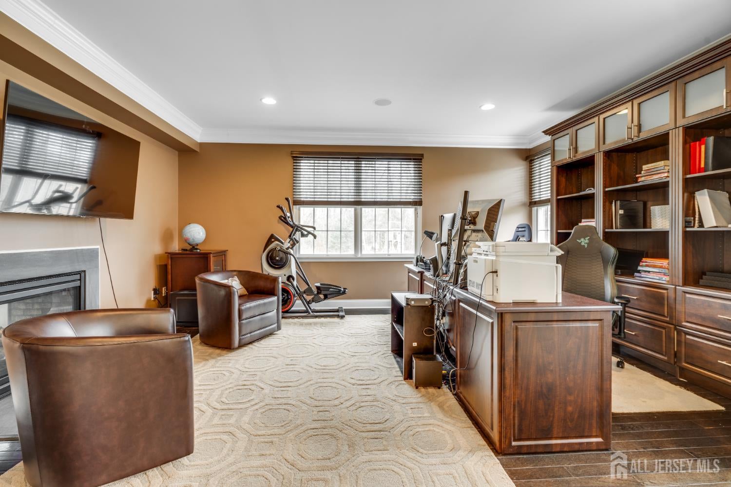 South Brunswick, New Jersey, 08816, United States, 5 Bedrooms Bedrooms, ,5 BathroomsBathrooms,Residential,Active,2009140