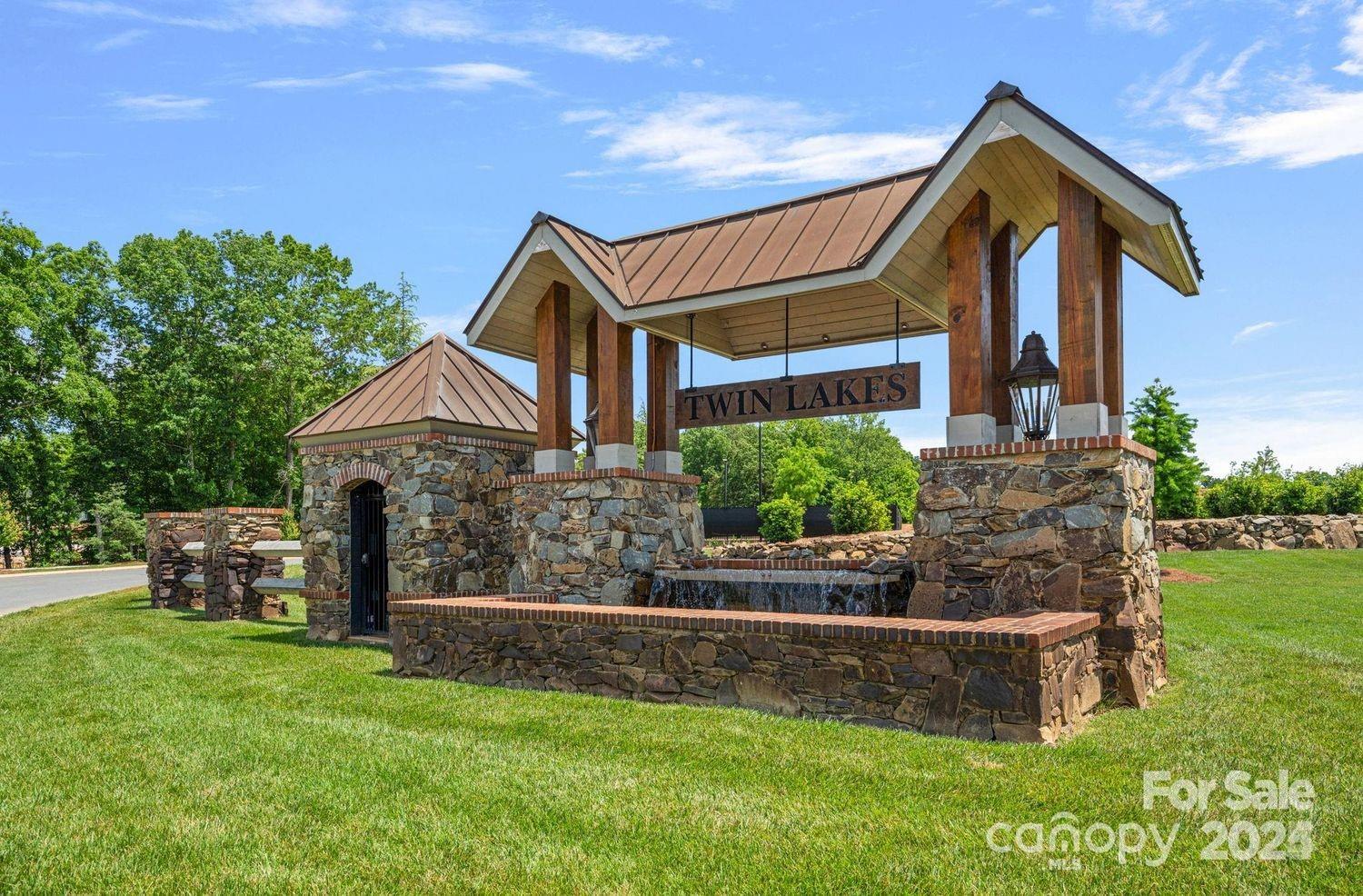 Weddington, North Carolina, 28104, United States, 5 Bedrooms Bedrooms, ,4 BathroomsBathrooms,Residential,Active,2006936