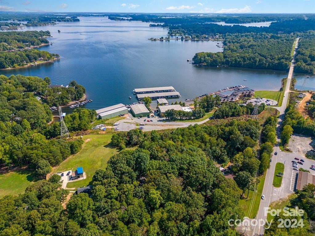 Sherrills Ford, North Carolina, 28673, United States, ,2 BathroomsBathrooms,Residential,Active,1769330