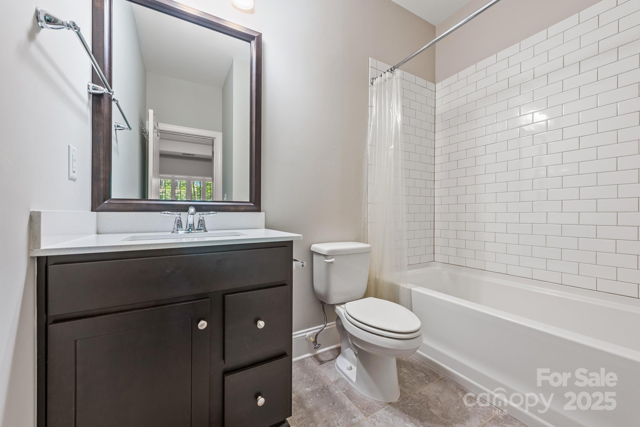 Belmont, North Carolina, 28012, United States, ,5 BathroomsBathrooms,Residential,Active,1790205