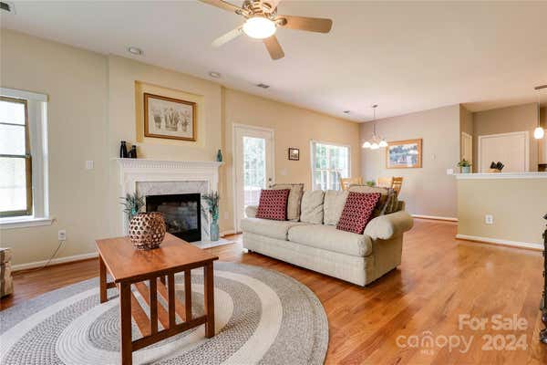 2610 ASHBY WOODS DR, MATTHEWS, NC 28105, photo 5 of 36