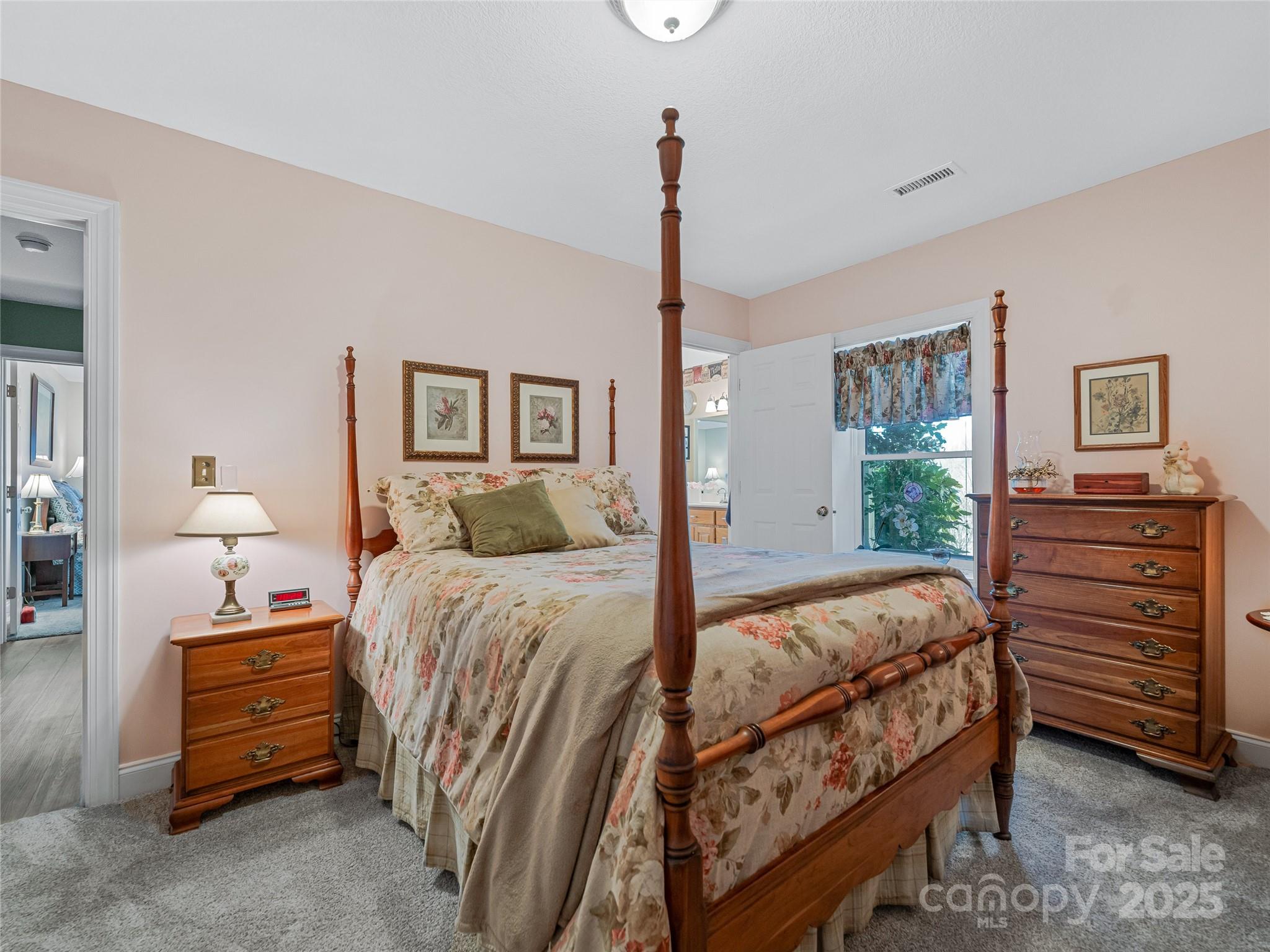 Zirconia, North Carolina, 28790, United States, 3 Bedrooms Bedrooms, ,3 BathroomsBathrooms,Residential,Active,1756946