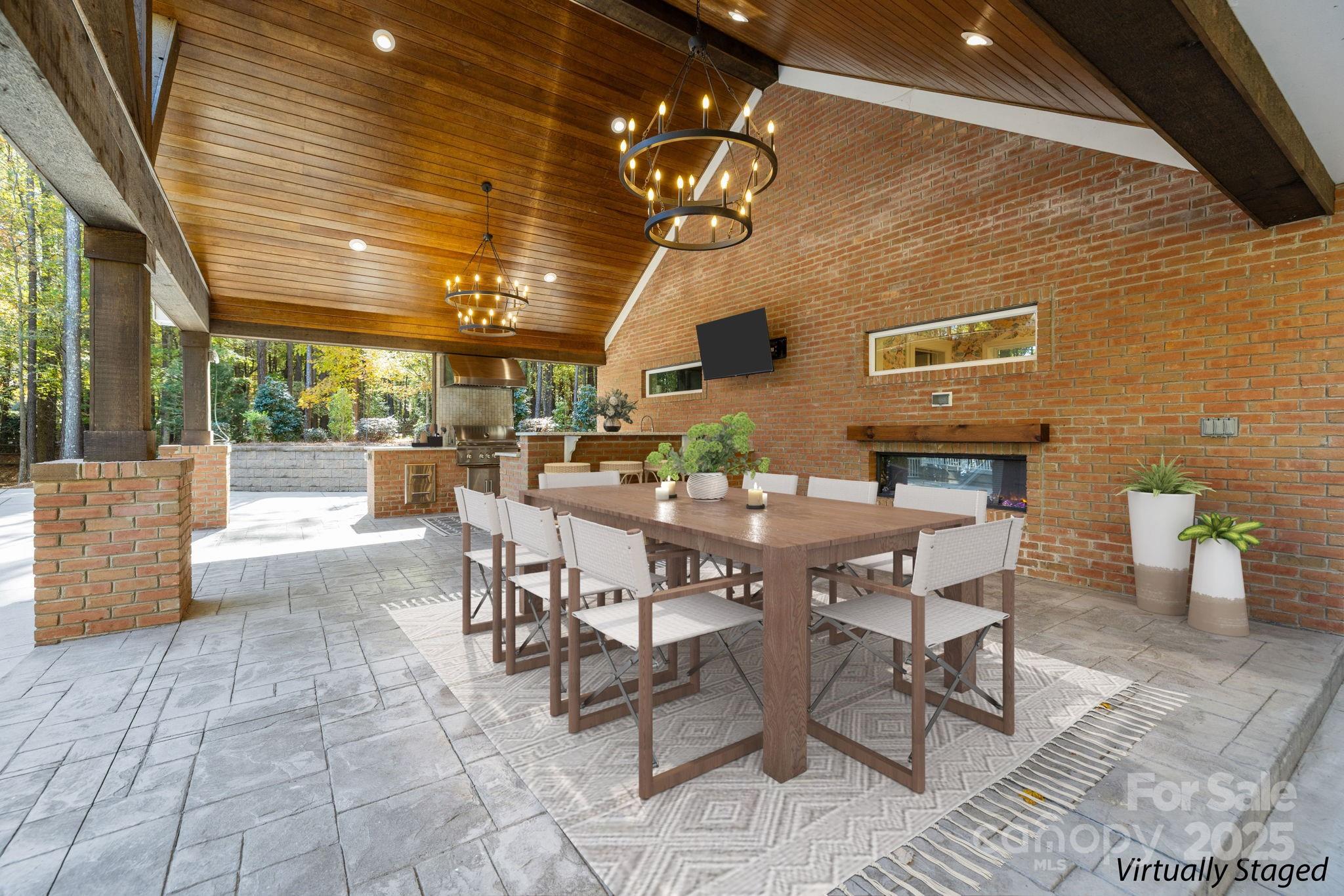 Waxhaw, North Carolina, 28173, United States, 4 Bedrooms Bedrooms, ,5 BathroomsBathrooms,Residential,Active,1986889