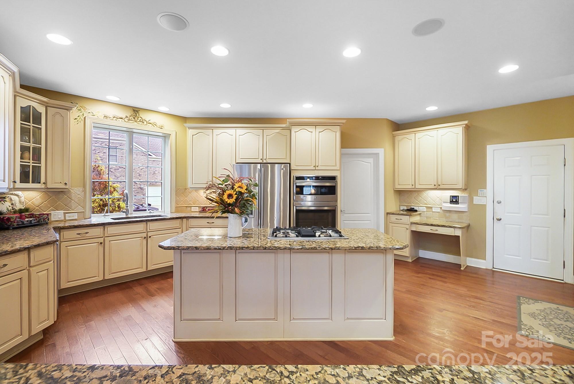 Waxhaw, North Carolina, 28173, United States, 5 Bedrooms Bedrooms, ,5 BathroomsBathrooms,Residential,Active,2008929