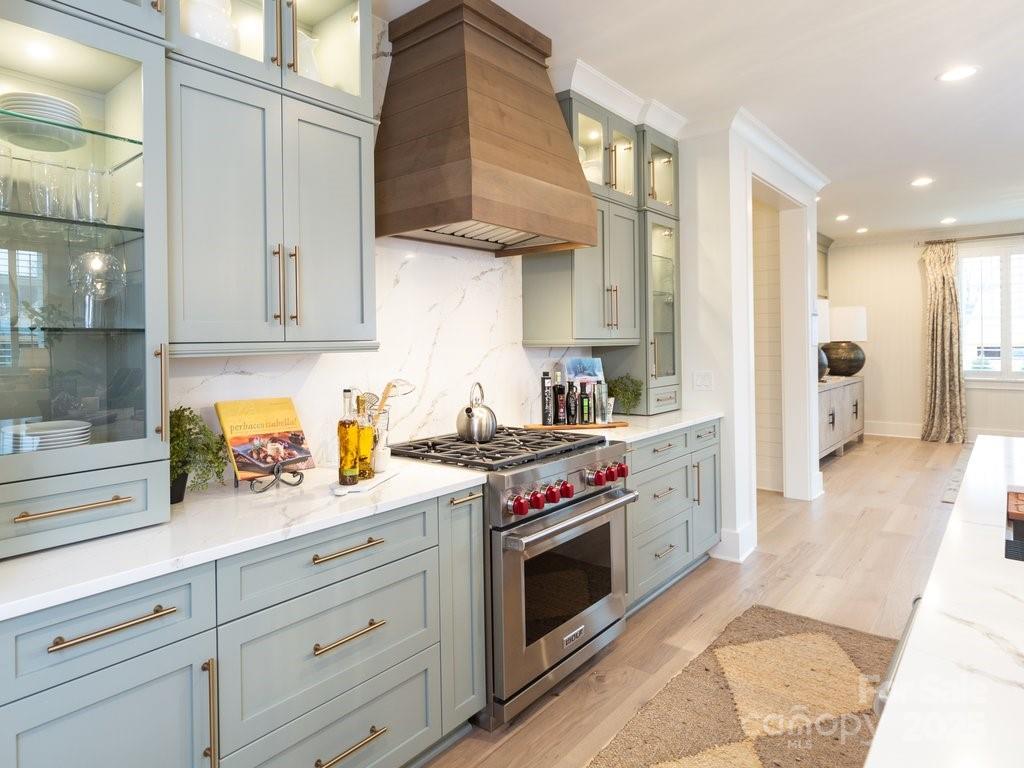 Huntersville, North Carolina, 28078, United States, 4 Bedrooms Bedrooms, ,4 BathroomsBathrooms,Residential,Active,1905080