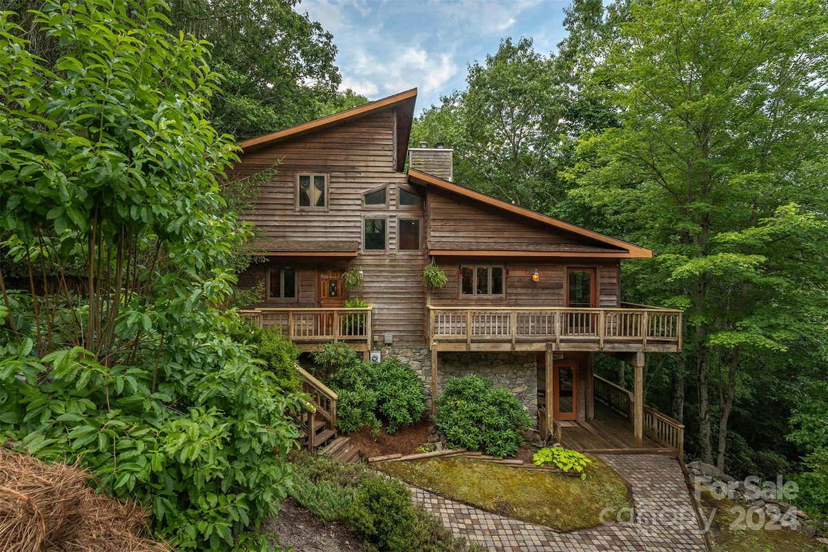 107 SUN DANCE DR # A, BLACK MOUNTAIN, NC 28711, photo 1 of 47