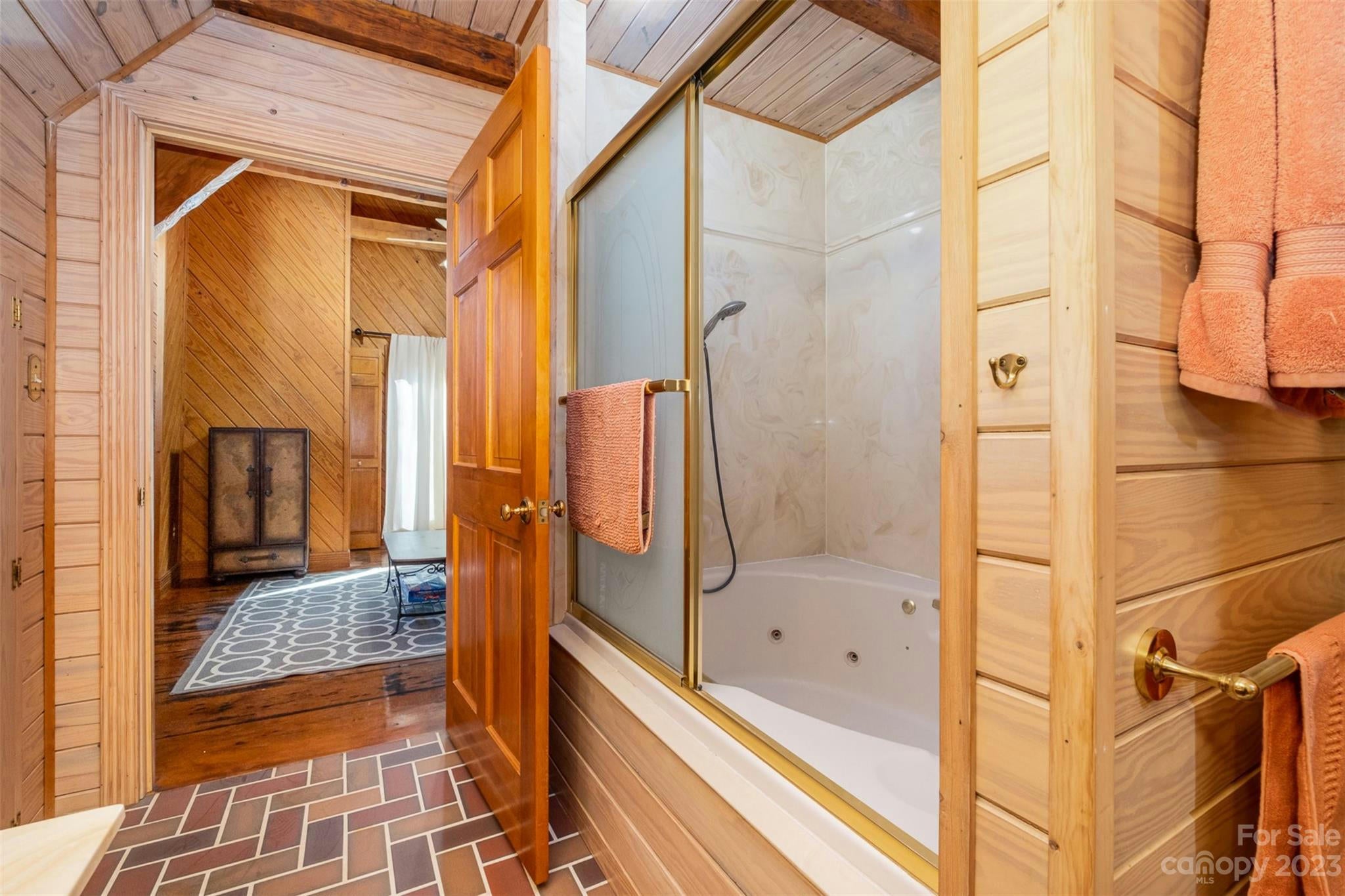 Statesville, North Carolina, 28625, United States, ,8 BathroomsBathrooms,Residential,Active,1769405