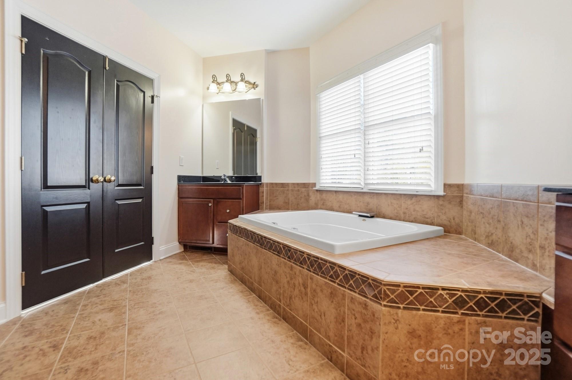 Waxhaw, North Carolina, 28173, United States, 5 Bedrooms Bedrooms, ,4 BathroomsBathrooms,Residential,Active,2007279