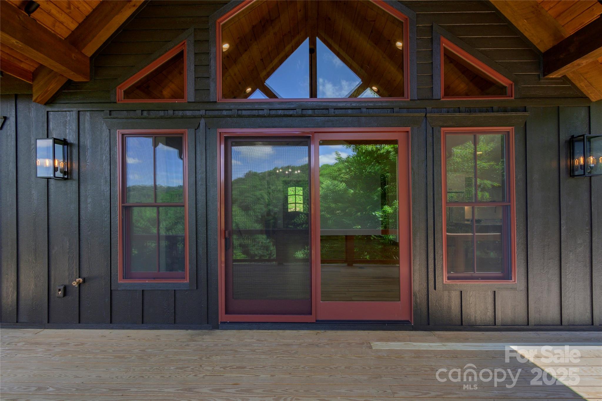 Banner Elk, North Carolina, 28604, United States, ,4 BathroomsBathrooms,Residential,Active,1769930