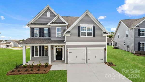 89 SILVERTHORNE CT, HENDERSONVILLE, NC 28792 - Image 1