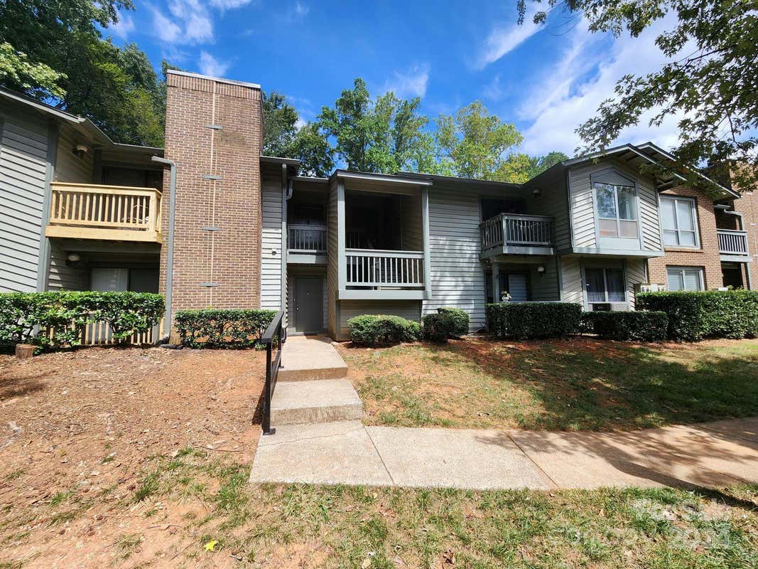 5012 SARDIS RD APT D, CHARLOTTE, NC 28270, photo 1 of 10