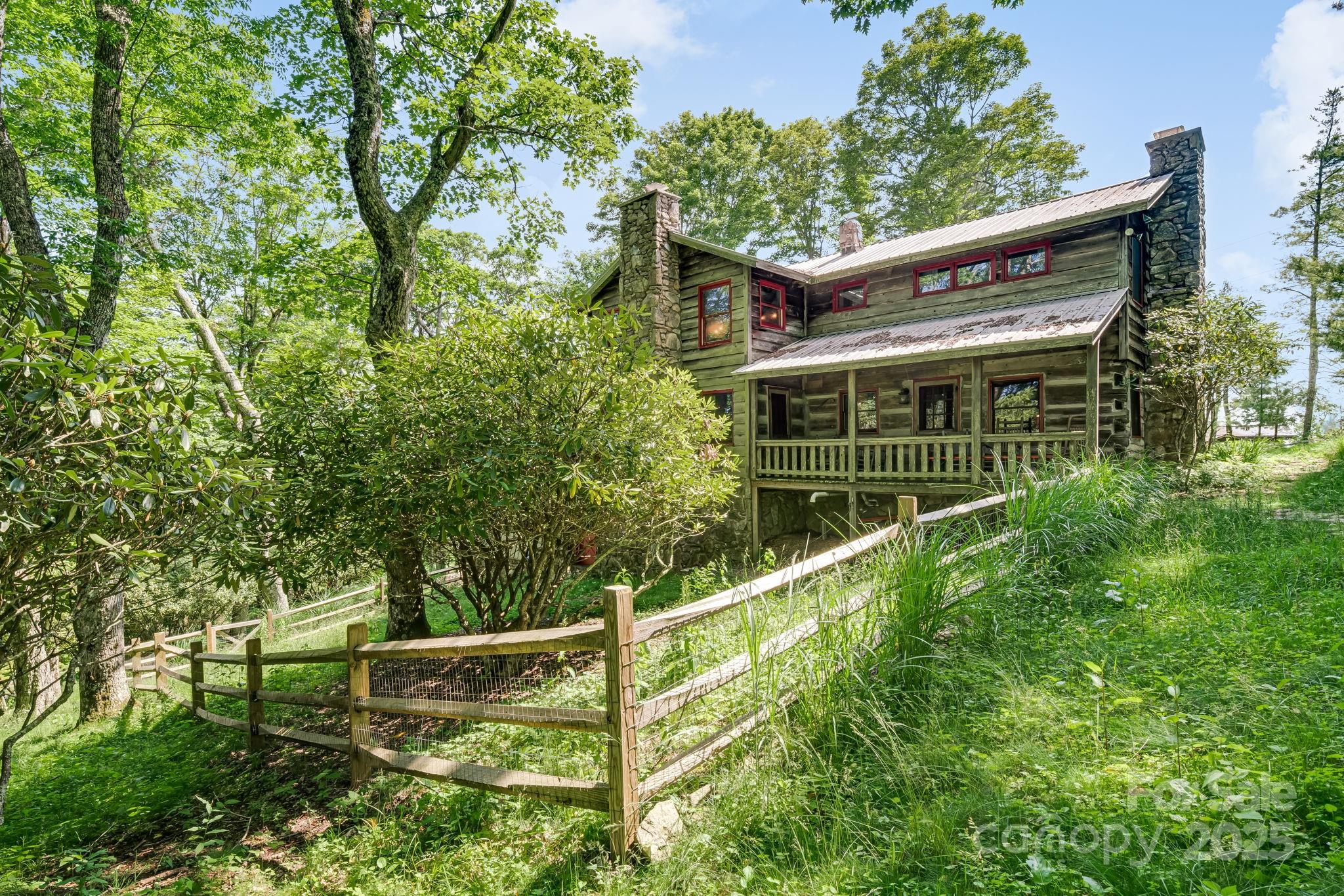 Mars Hill, North Carolina, 28754, United States, 3 Bedrooms Bedrooms, ,3 BathroomsBathrooms,Residential,Active,1900501