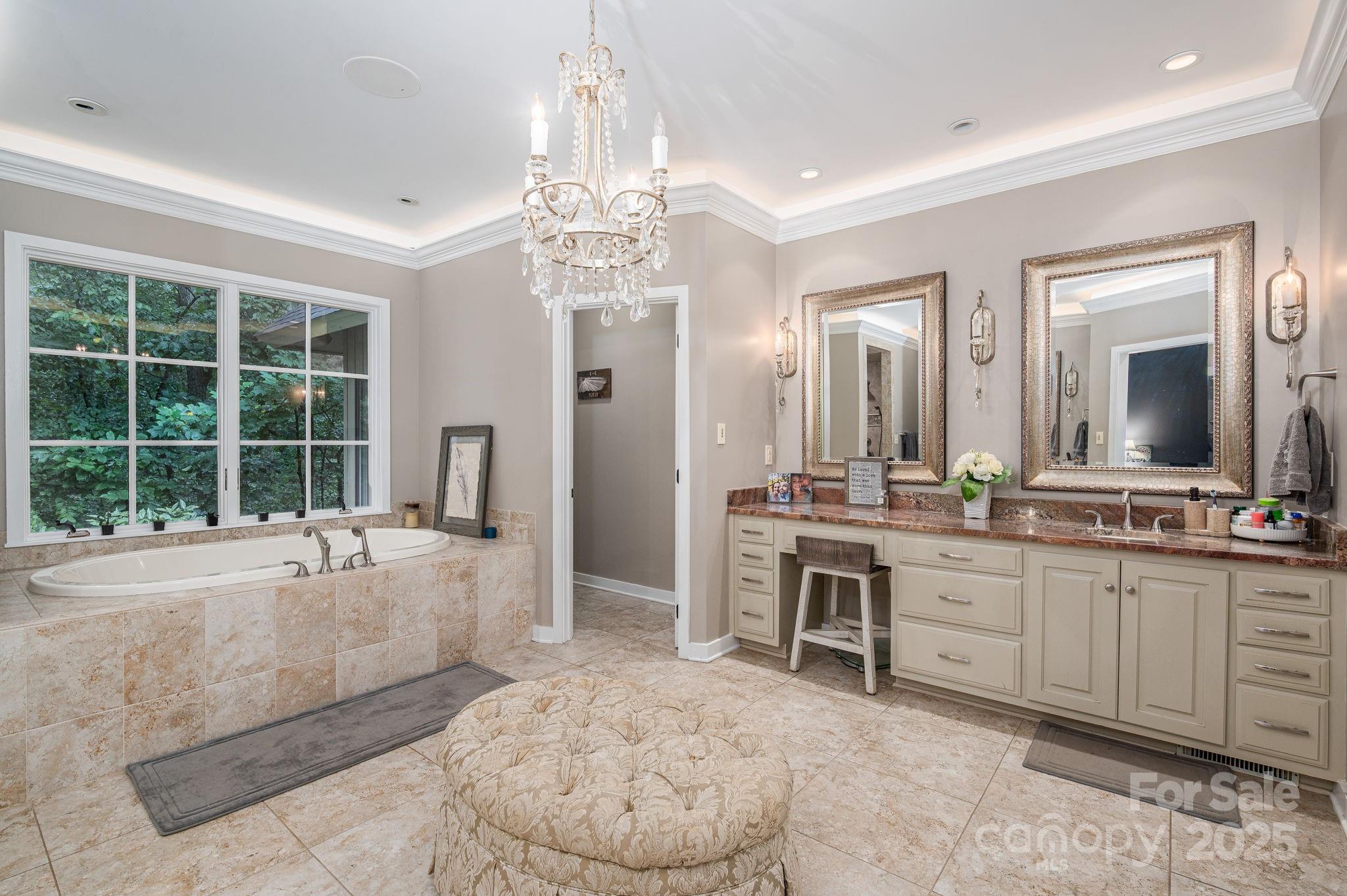 Lincolnton, North Carolina, 28092, United States, 7 Bedrooms Bedrooms, ,8 BathroomsBathrooms,Residential,Active,1936100