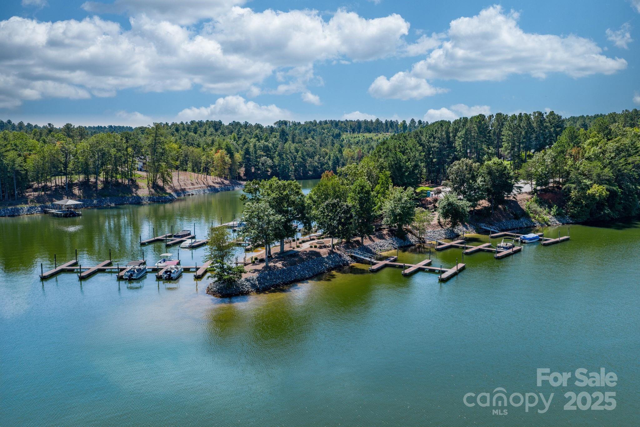 Connelly Springs, North Carolina, 28612, United States, 5 Bedrooms Bedrooms, ,5 BathroomsBathrooms,Residential,Active,1945070