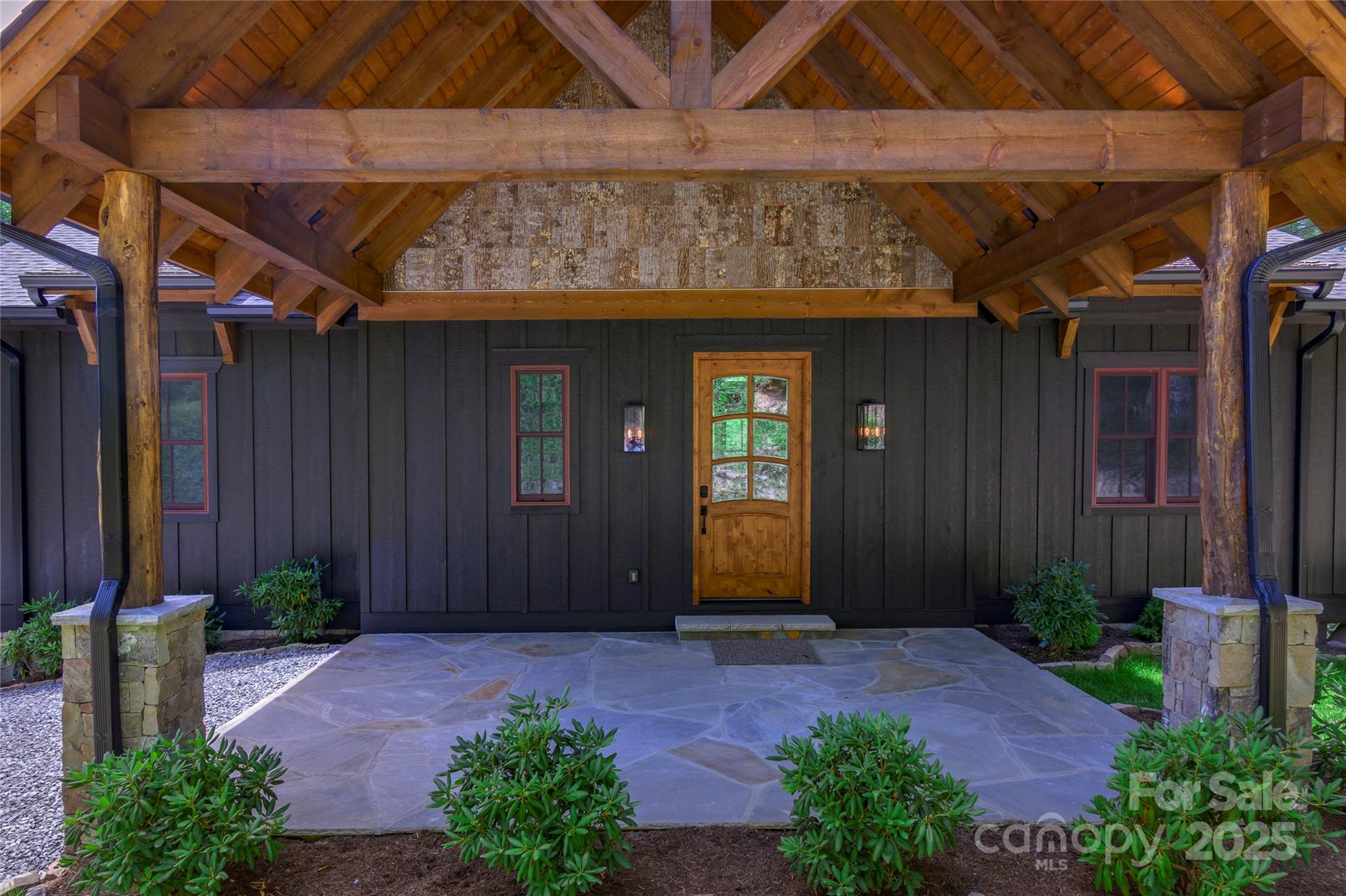 Banner Elk, North Carolina, 28604, United States, ,4 BathroomsBathrooms,Residential,Active,1769930