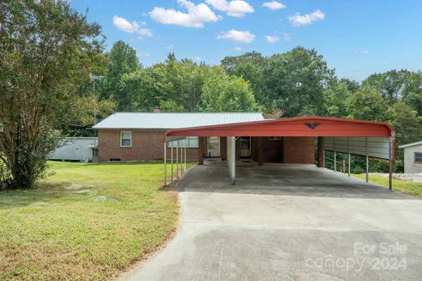 504 15TH AVE SE, HICKORY, NC 28602 - Image 1