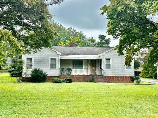 107 WOODLAND AVE, GREAT FALLS, SC 29055 - Image 1