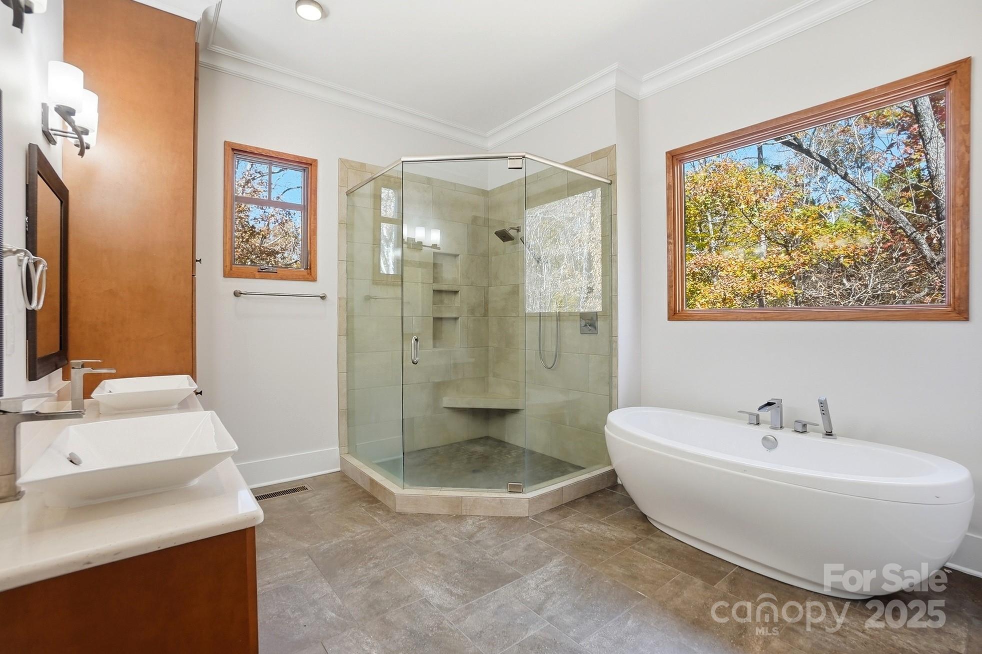 Waxhaw, North Carolina, 28173, United States, 4 Bedrooms Bedrooms, ,5 BathroomsBathrooms,Residential,Active,1990673