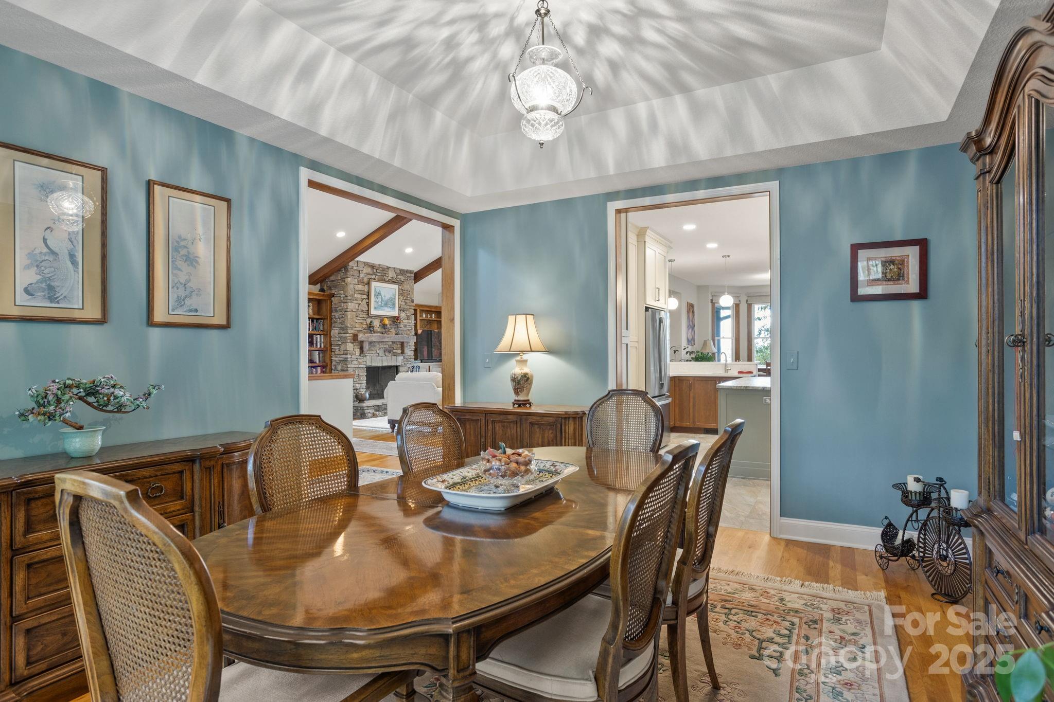 Hendersonville, North Carolina, 28739, United States, 3 Bedrooms Bedrooms, ,4 BathroomsBathrooms,Residential,Active,1973289