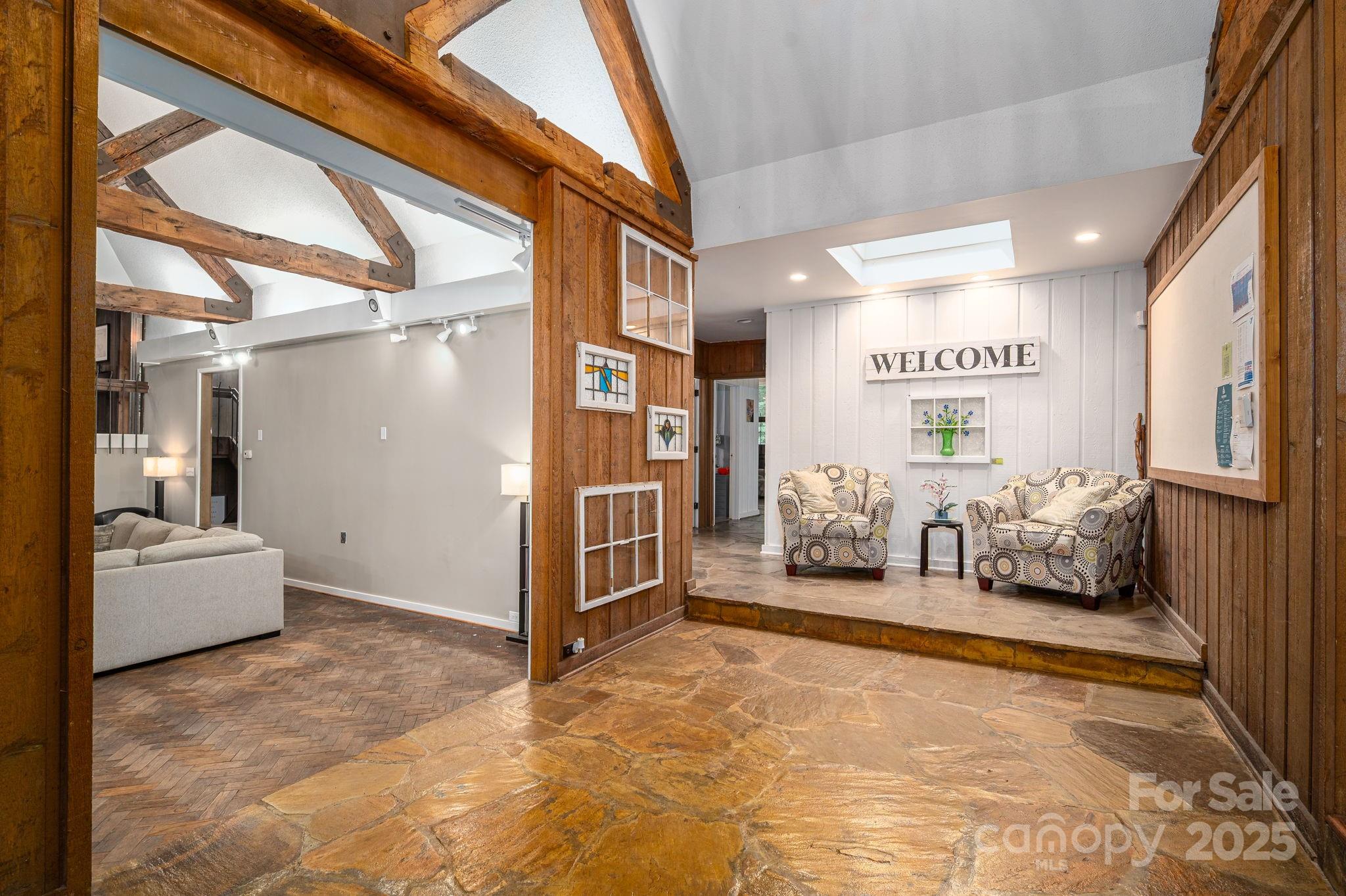 Lincolnton, North Carolina, 28092, United States, 7 Bedrooms Bedrooms, ,8 BathroomsBathrooms,Residential,Active,1936100