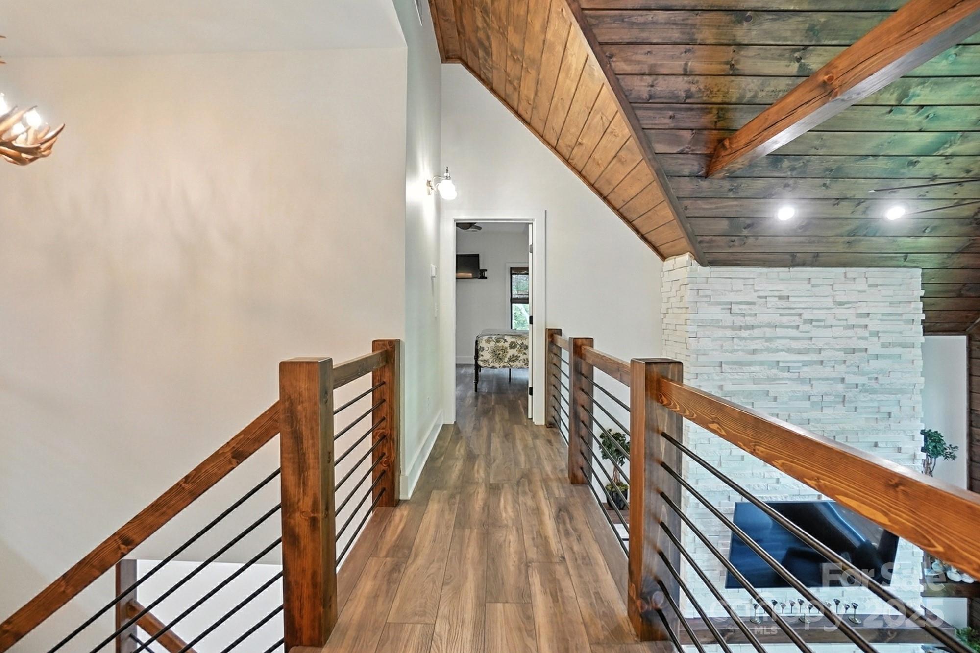 Lansing, North Carolina, 28643, United States, 3 Bedrooms Bedrooms, ,5 BathroomsBathrooms,Residential,Active,1959552