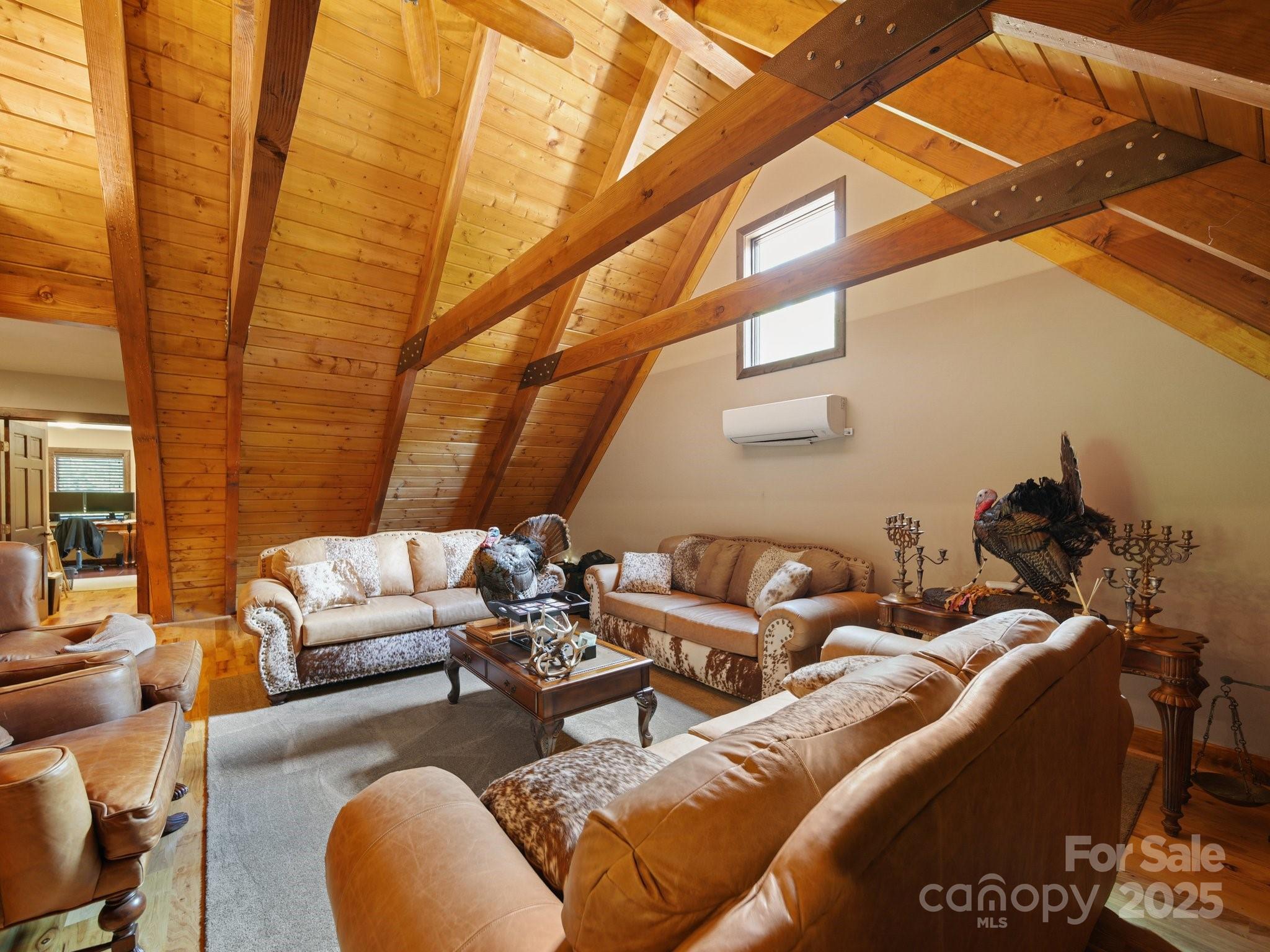 Clover, South Carolina, 29710, United States, 4 Bedrooms Bedrooms, ,6 BathroomsBathrooms,Residential,Active,1904708