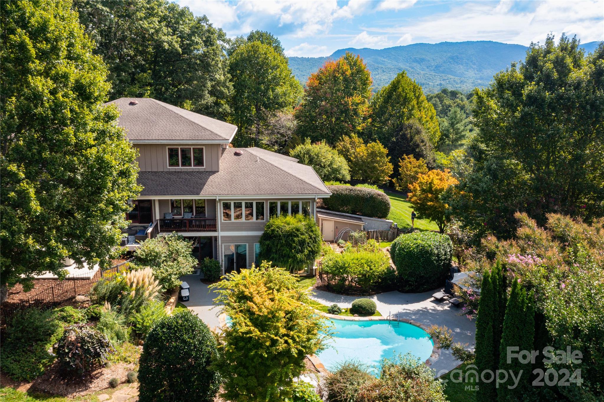 Fletcher, North Carolina, 28732, United States, 5 Bedrooms Bedrooms, ,5 BathroomsBathrooms,Residential,Active,1732440