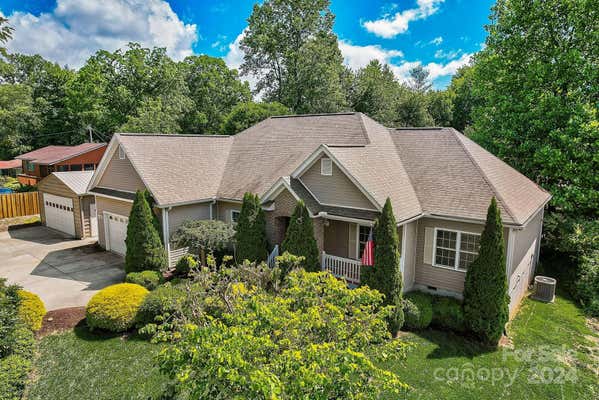 125 CRAGGY ST, BLACK MOUNTAIN, NC 28711 - Image 1