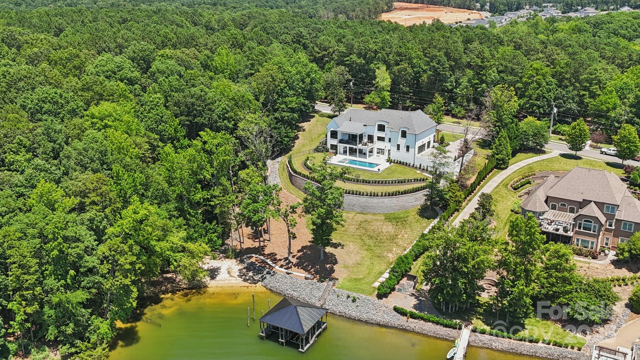 Charlotte, North Carolina, 28278, United States, ,6 BathroomsBathrooms,Residential,Active,1769360