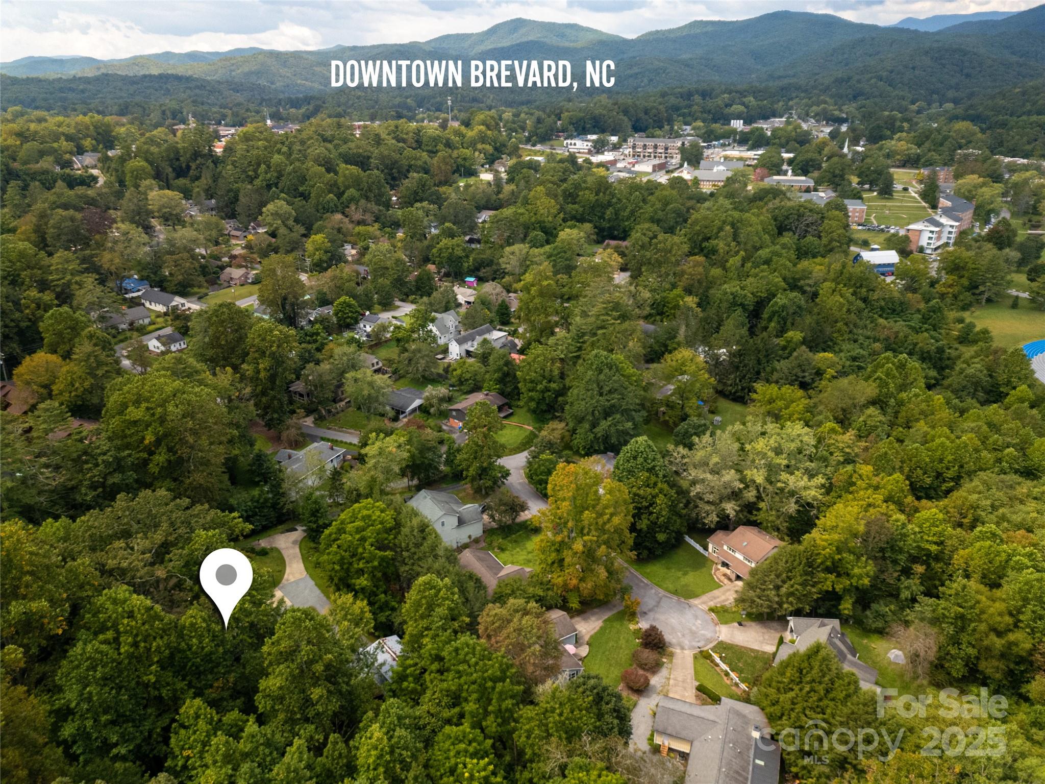 Brevard, North Carolina, 28712, United States, 4 Bedrooms Bedrooms, ,5 BathroomsBathrooms,Residential,Active,1953267
