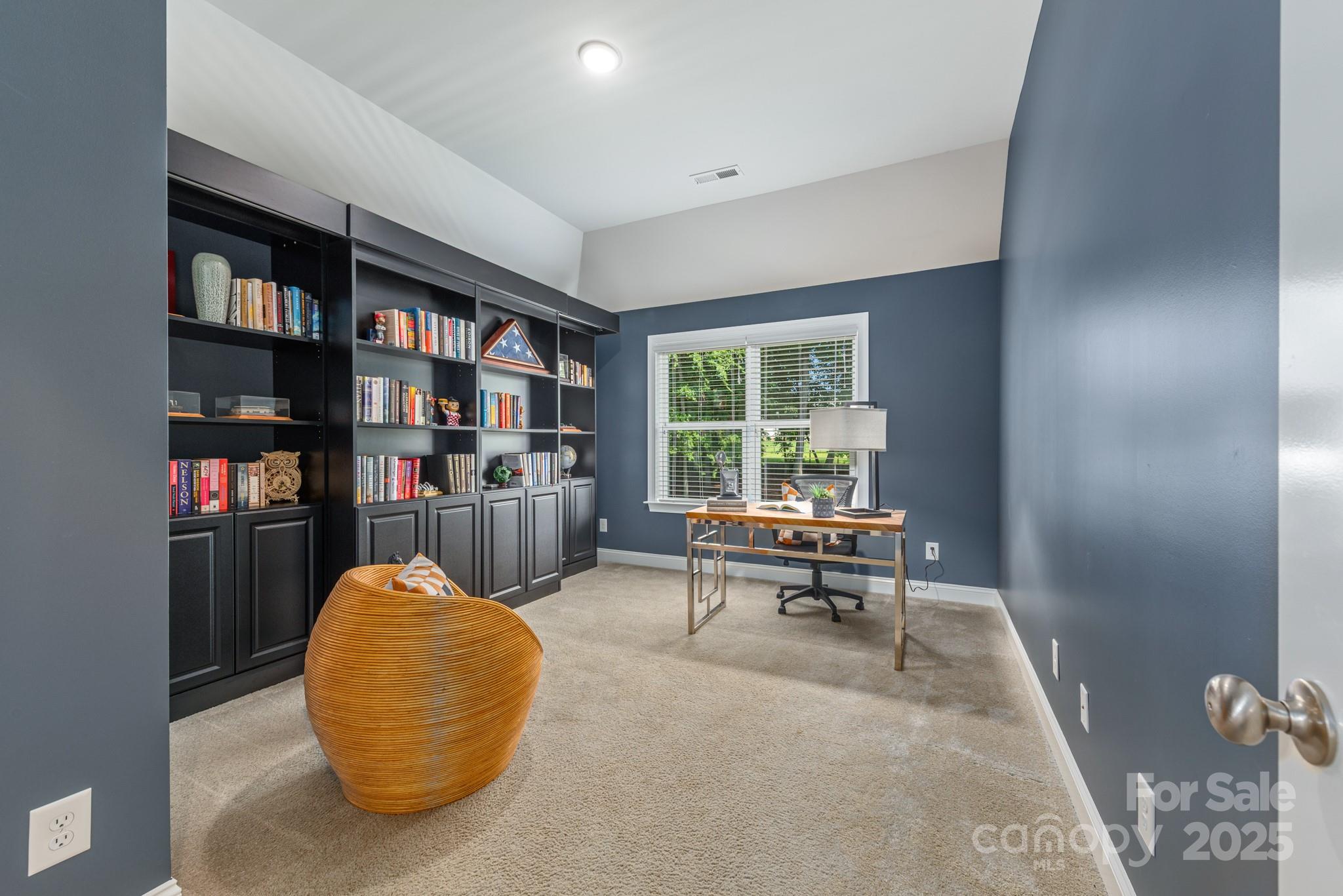 Belmont, North Carolina, 28012, United States, 4 Bedrooms Bedrooms, ,4 BathroomsBathrooms,Residential,Active,1852772