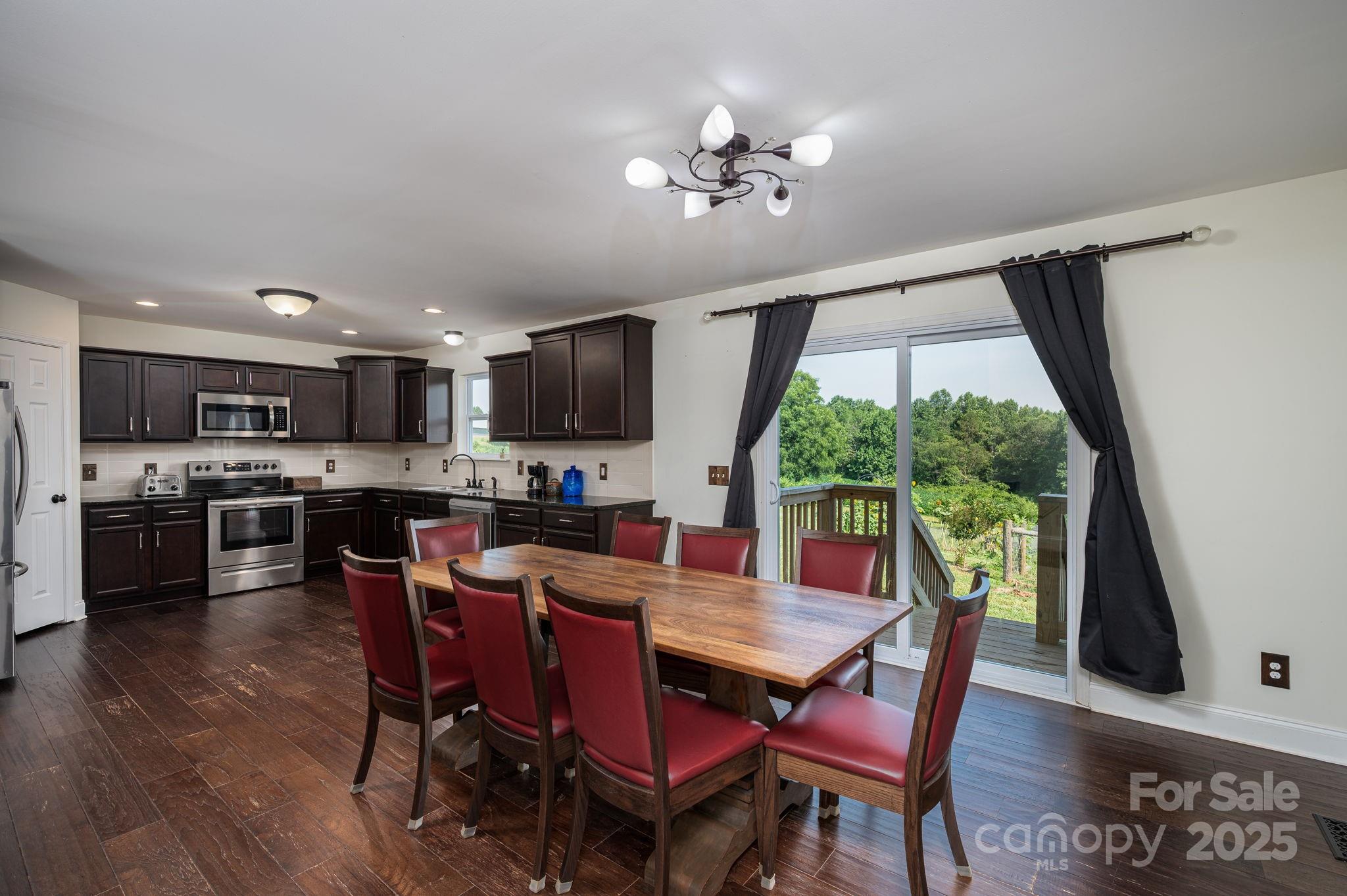 Vale, North Carolina, 28168, United States, 3 Bedrooms Bedrooms, ,4 BathroomsBathrooms,Residential,Active,1880021