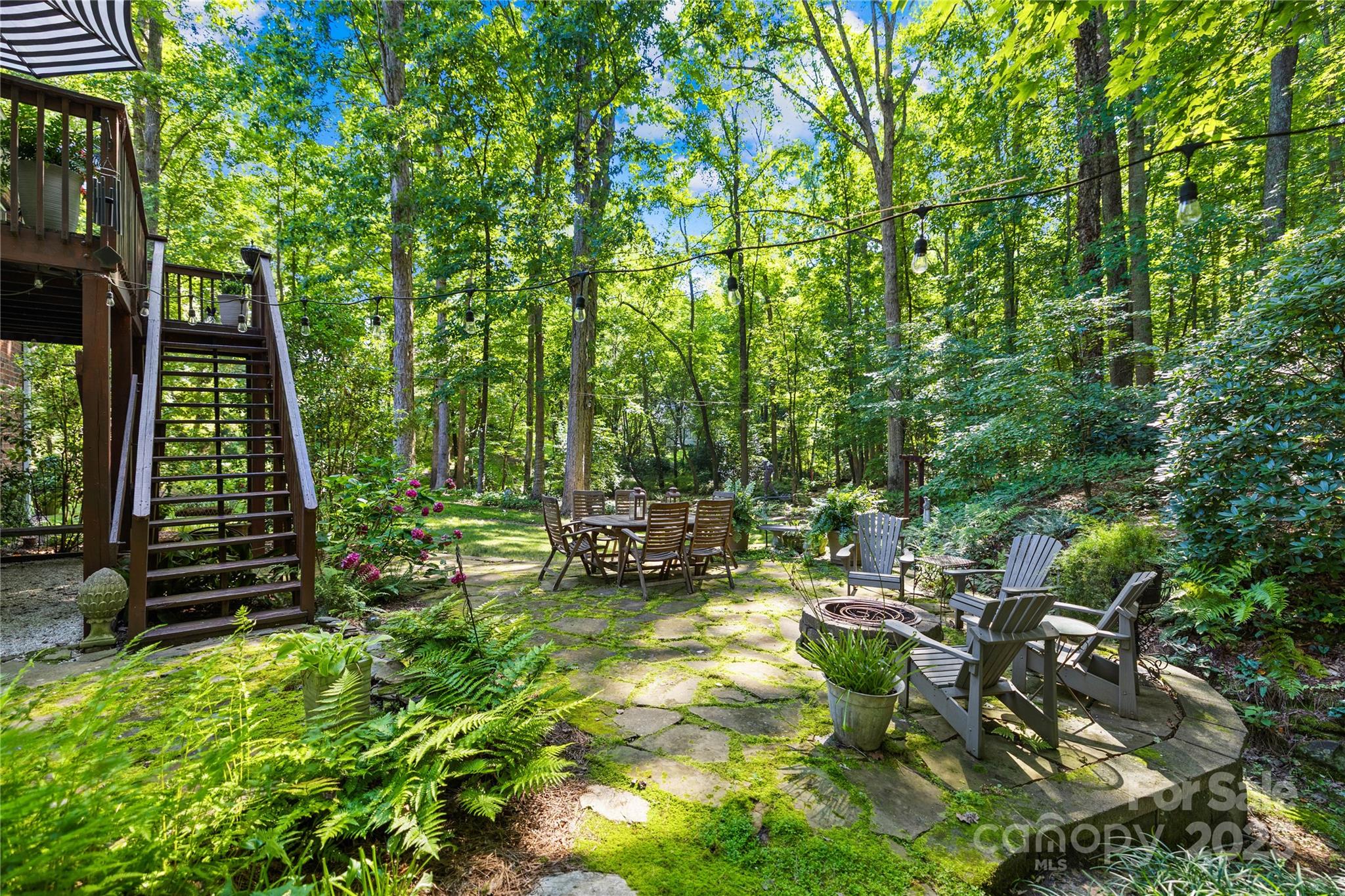 Cornelius, North Carolina, 28031, United States, 5 Bedrooms Bedrooms, ,5 BathroomsBathrooms,Residential,Active,1900204
