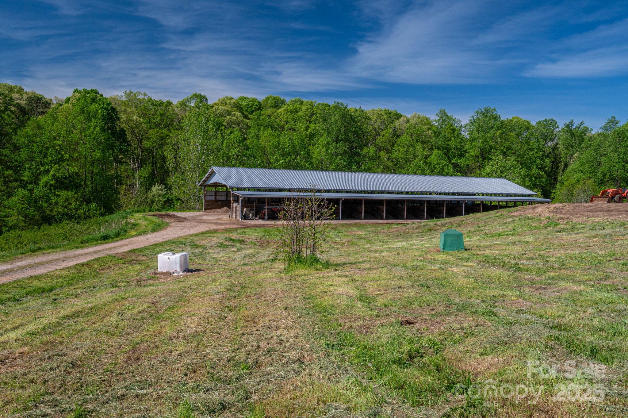 Vale, North Carolina, 28168, United States, 3 Bedrooms Bedrooms, ,4 BathroomsBathrooms,Residential,Active,1880021
