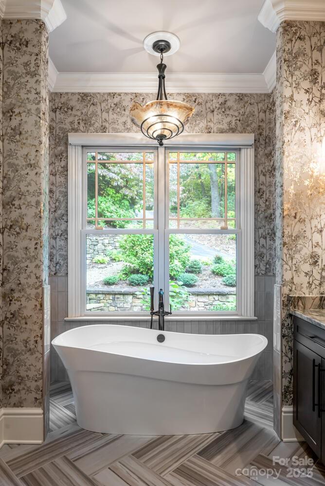 Flat Rock, North Carolina, 28731, United States, 3 Bedrooms Bedrooms, ,4 BathroomsBathrooms,Residential,Active,1965787