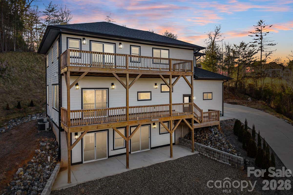 115 Nader Avenue Ext  