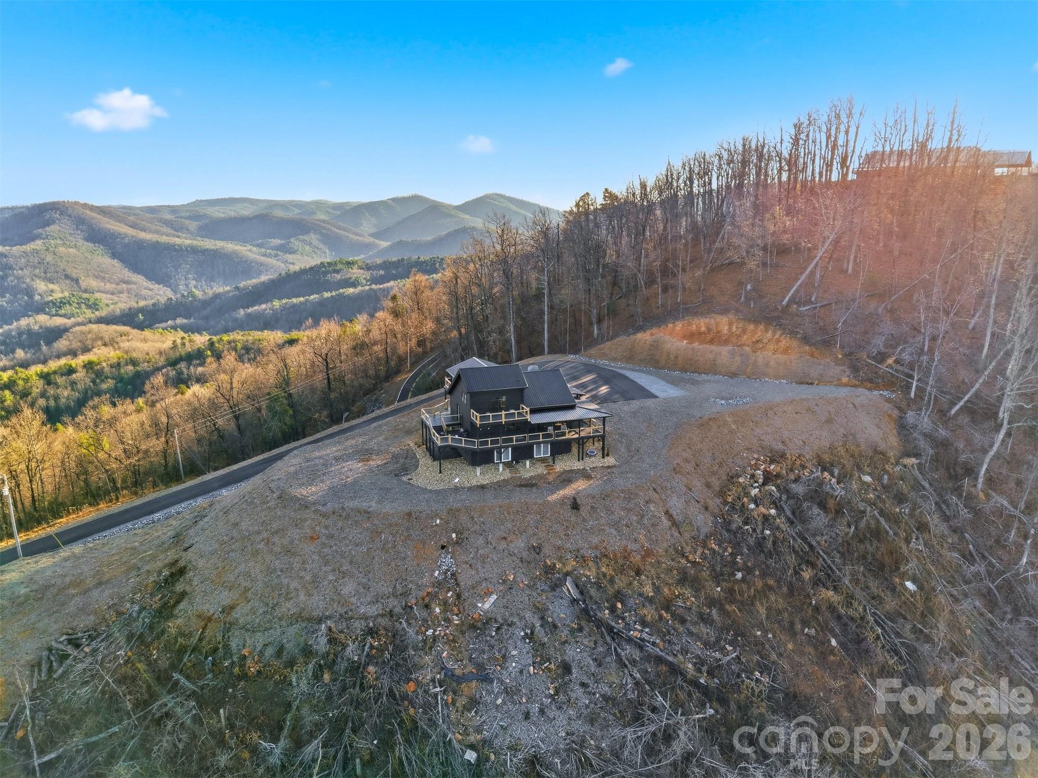 Morganton, North Carolina, 28655, United States, 3 Bedrooms Bedrooms, ,3 BathroomsBathrooms,Residential,Active,2009823