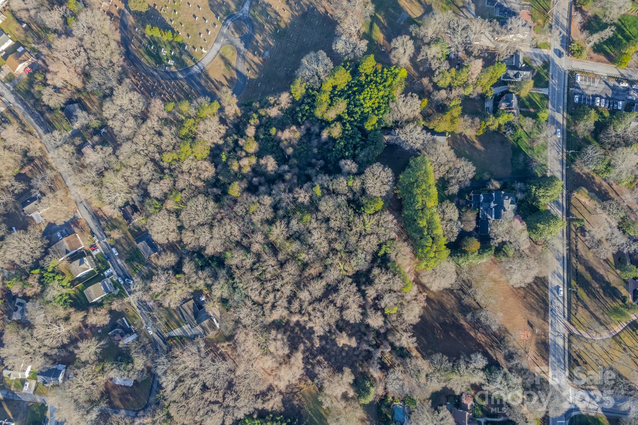 Belmont, North Carolina, 28012, United States, 4 Bedrooms Bedrooms, ,5 BathroomsBathrooms,Residential,Contingent,1871836