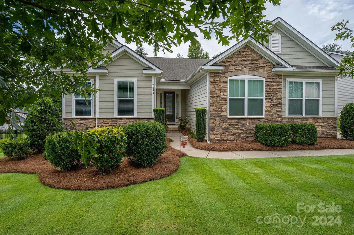 2644 SHANKLIN LN S, DENVER, NC 28037, photo 1 of 37