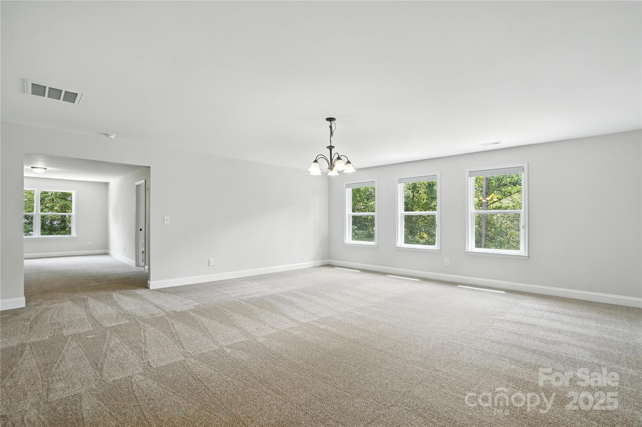 Huntersville, North Carolina, 28078, United States, 4 Bedrooms Bedrooms, ,4 BathroomsBathrooms,Residential,Active,1914595