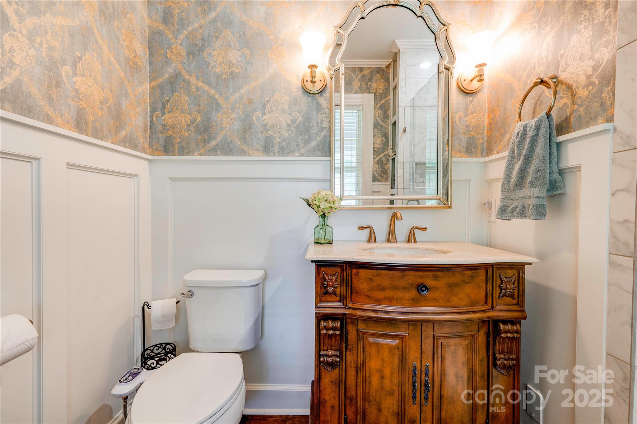 Kings Mountain, North Carolina, 28086, United States, 5 Bedrooms Bedrooms, ,6 BathroomsBathrooms,Residential,Active,1888967