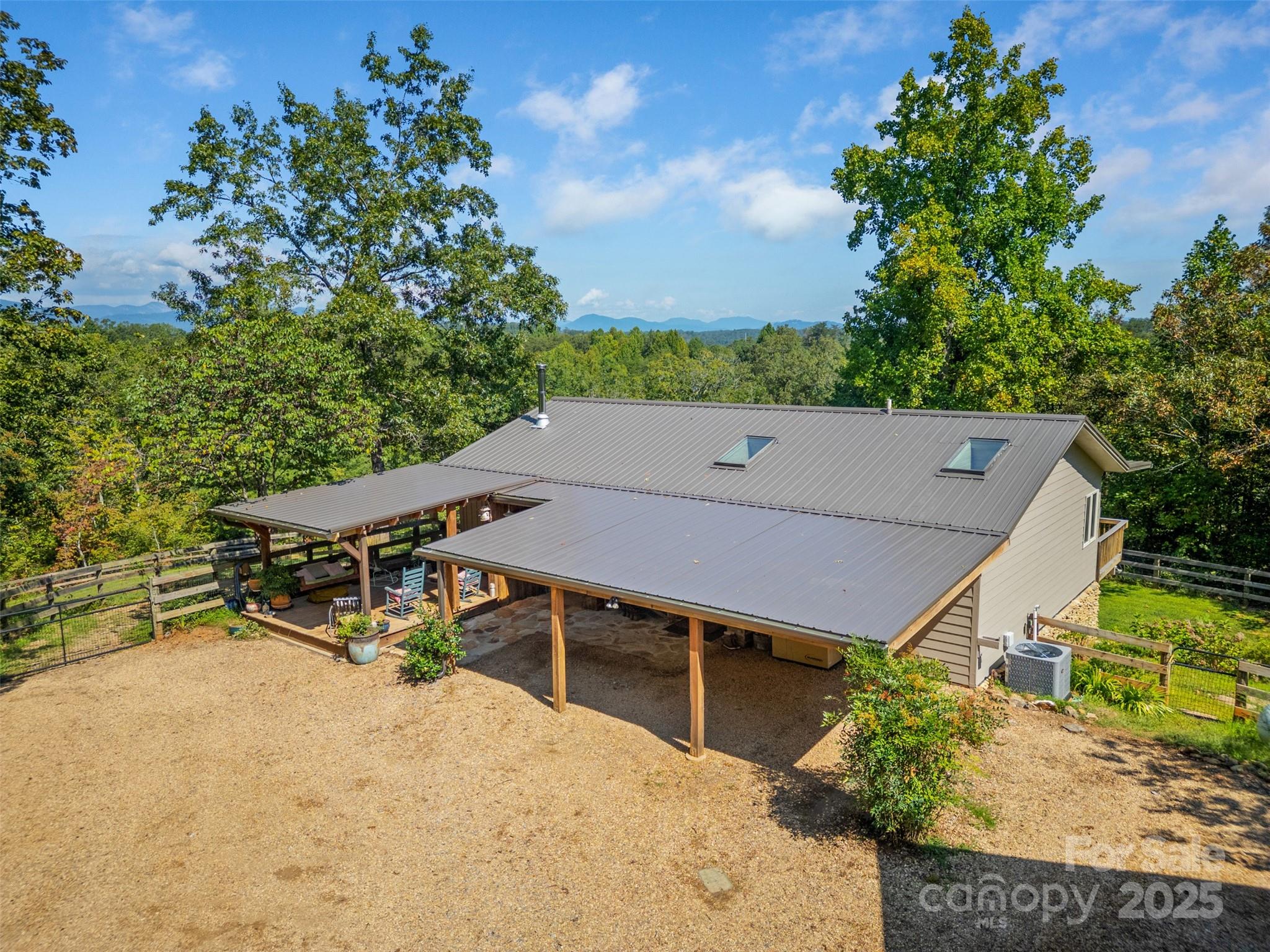 Mill Spring, North Carolina, 28756, United States, 2 Bedrooms Bedrooms, ,3 BathroomsBathrooms,Residential,Active,1945864