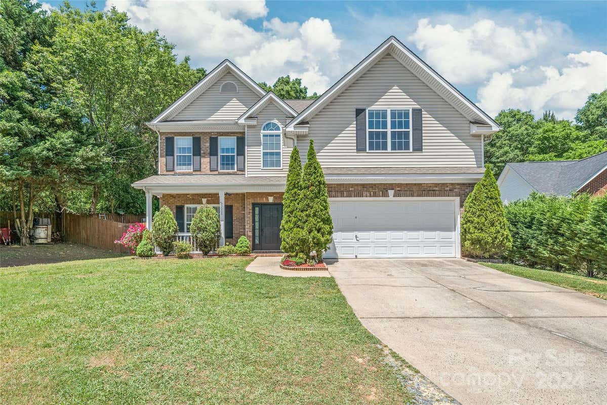 3008 VIOLA LN, MONROE, NC 28110, photo 1 of 35